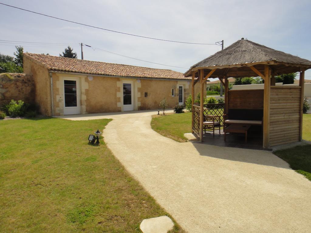 Le Domaine Du Luth Villa Quincay Bagian luar foto