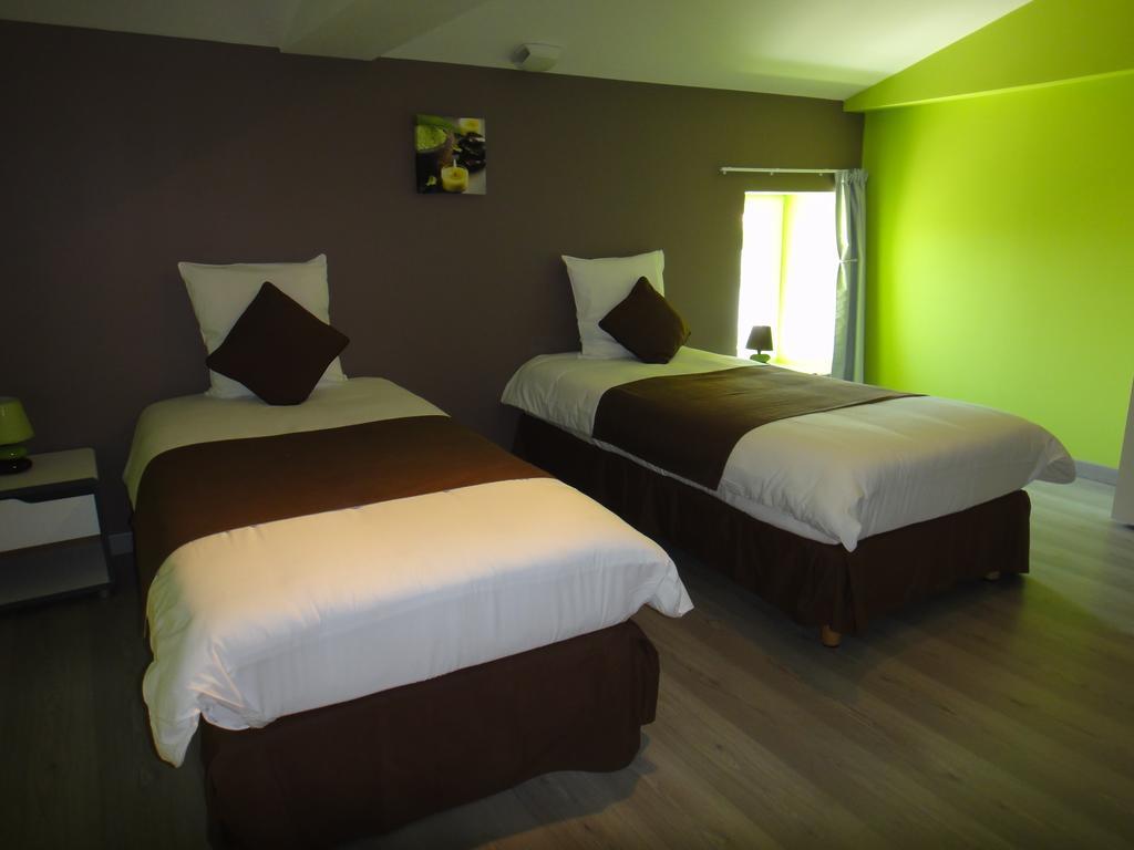 Le Domaine Du Luth Villa Quincay Bagian luar foto